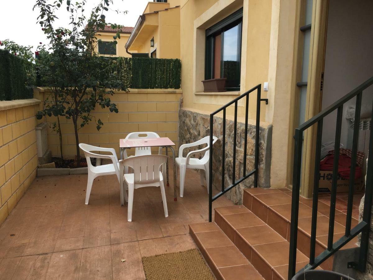 Navas de San Antonio Chalet Pradonavas المظهر الخارجي الصورة